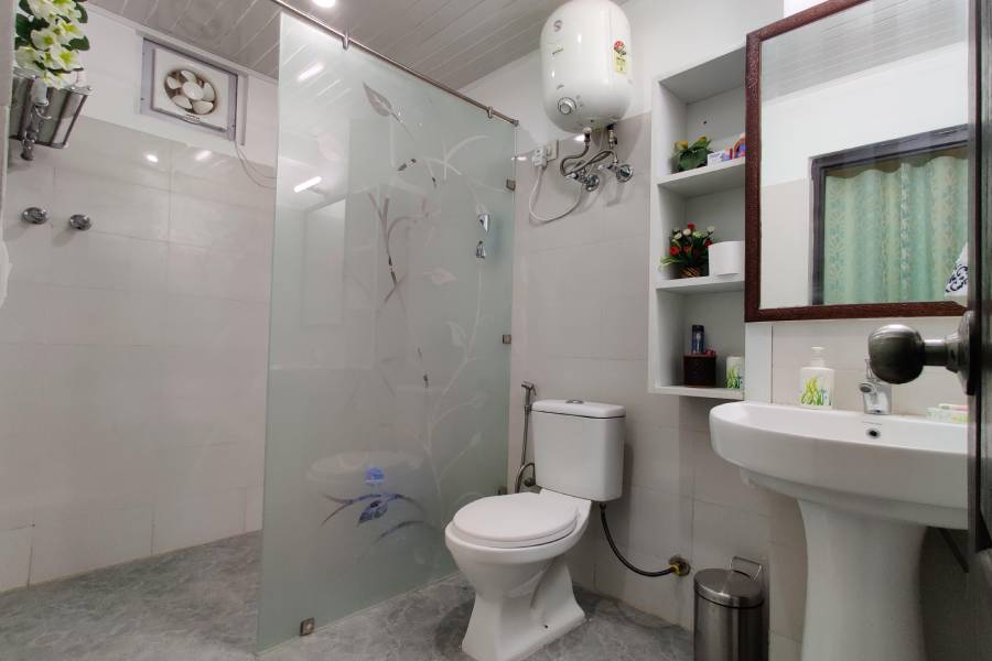 R123 (3BHK)